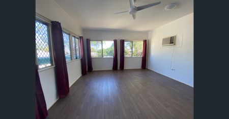 Everything you need is right at your doorstep - Photo 2