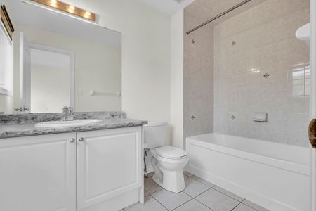 For Lease - 8 Shiff Crescent, Brampton, Ontario - Photo 3