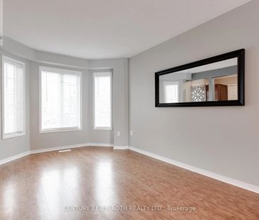 7 DRAKE DRIVE - Photo 2