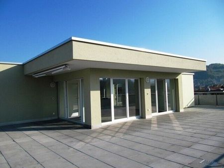 Attikawohnung mit grosser Terrasse - Foto 4