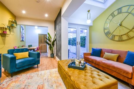 Bishopthorpe Road, York - Photo 2