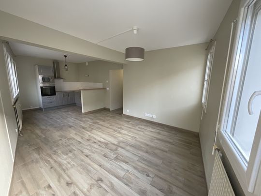 A LOUER - Bourges - T3 Quartier Nation de 53.97m² en excellent état - Photo 1