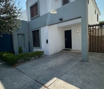 CASA INTELIGENTE EN RENTA, DOMINIO CUMBRES - Photo 1
