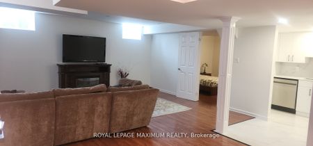For Lease - 19 Maple Forest Drive Unit# Basement, Vaughan, Ontario - Photo 2