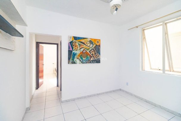 Apartamento com 1 quarto e 30m² para alugar em Cidade Baixa, Porto Alegre. - Photo 1