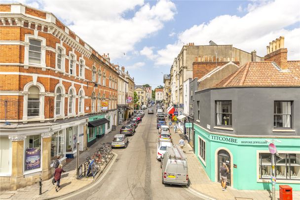 Student Properties to Let - Photo 1