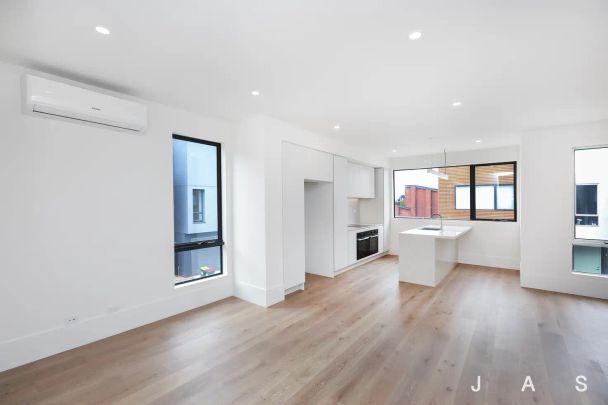 “Brand New Townhome in Prestigious Port Lane” - Photo 1