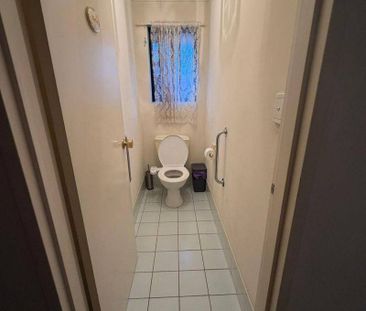 Spacious 2 bedroom house for rent - Photo 3