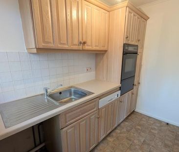 3 bedroom detached house to rent - Photo 5