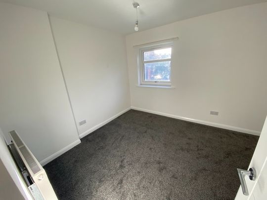 2 Bed Terraced House, Cockburn Close, LS11 - Photo 1