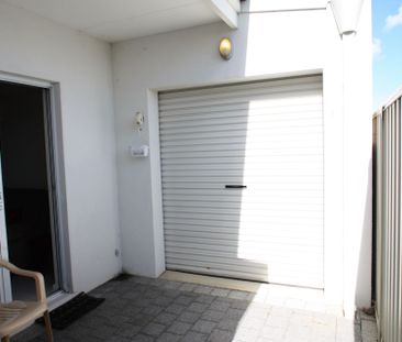 9/7 Goldsmith Road, Spearwood. - Photo 2