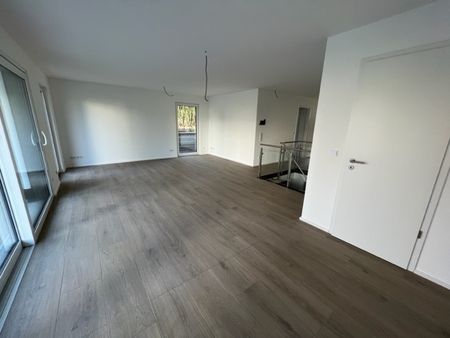 Erstbezug, Smart Home, 4 ZKB-Terrassen-ETW/ Garten in bevorzugter Wiesbadener Wo ... - Photo 5