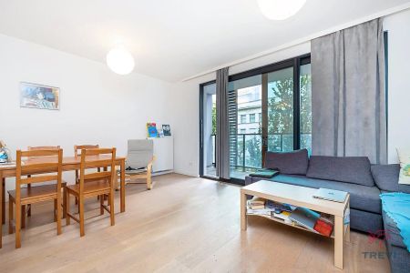 EUROPEAN QUARTER | 1-BEDROOM WITH TERRACE - Photo 4
