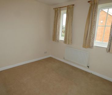 3 bedroom detached house to rent - Photo 3