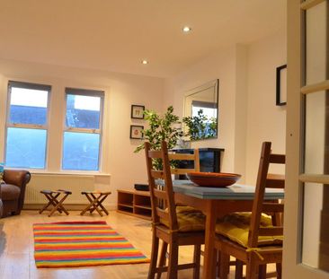 3 Bed Flat, Saltoun Road, SW2 - Photo 2