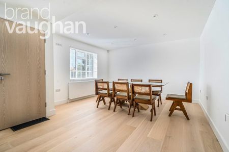 4 bedroom semi-detached house to rent - Photo 3