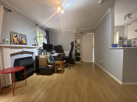 2 bedroom terraced house to rent - Photo 2