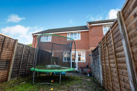 2 bedroom property to rent - Photo 4