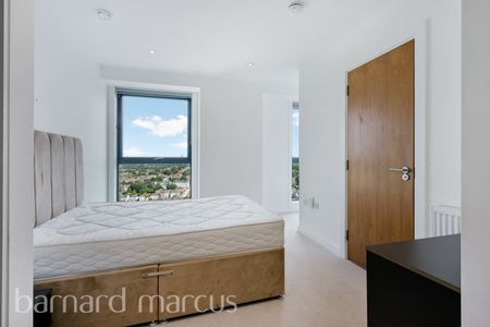 Sutton Court Road, Sutton - Photo 3