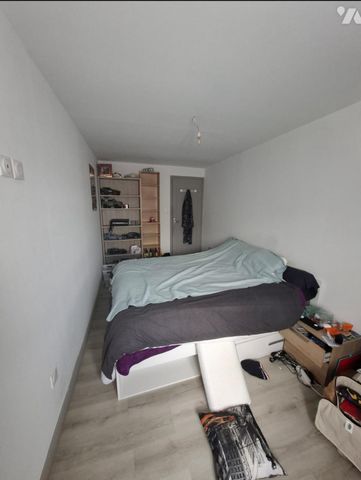 A BLOIS - APPART T3 - PROCHE DES COMMERCES - Photo 2