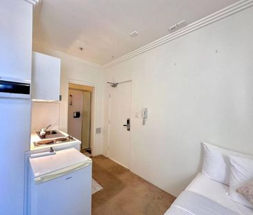 Modern Furnished Studio Units in Potts Point Move In Today! - Photo 6