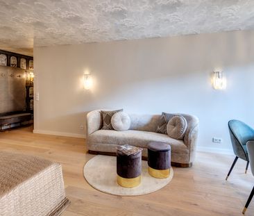 Stylish apartment with unique design for rent - Photo 1