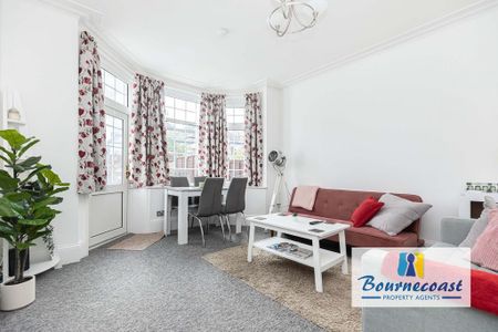 2 bedroom ground floor flat to rent - Photo 3