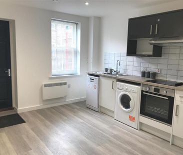 Studio to rent - Photo 2