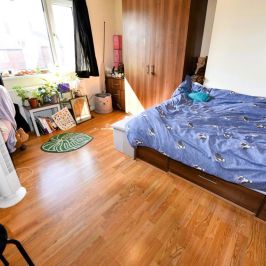 4 bedroom House in Langdale Avenue, Leeds - Photo 1
