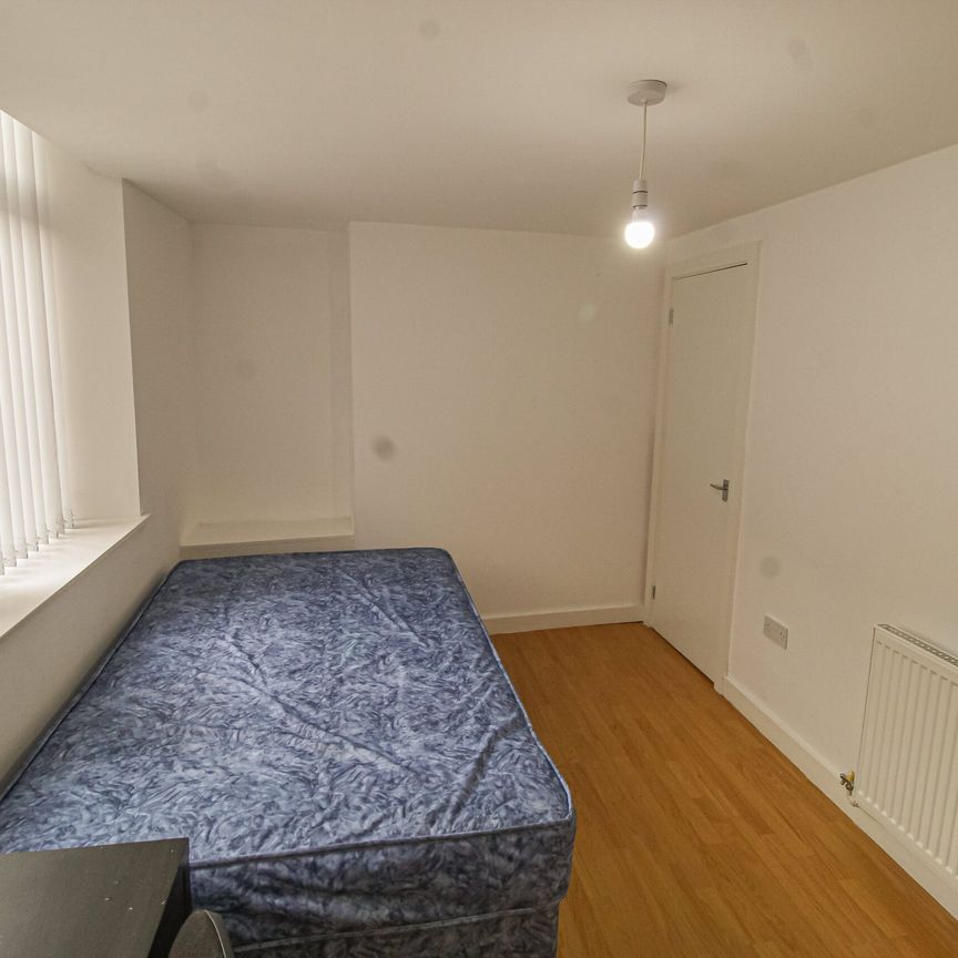 Meadow Street, Treforest, Pontypridd - Photo 1