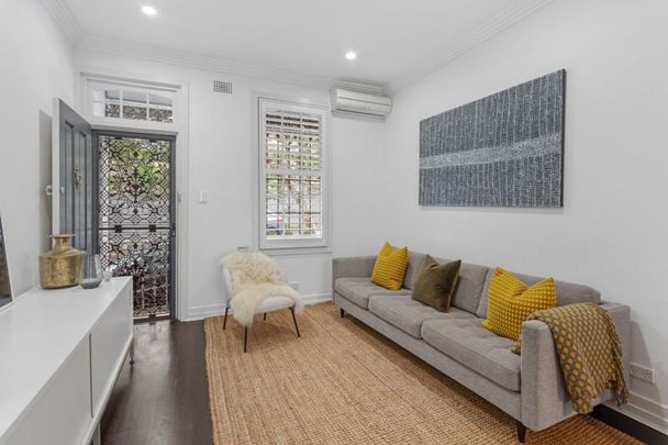Charming Double Brick Terrace in Quiet Paddington Location - Photo 1