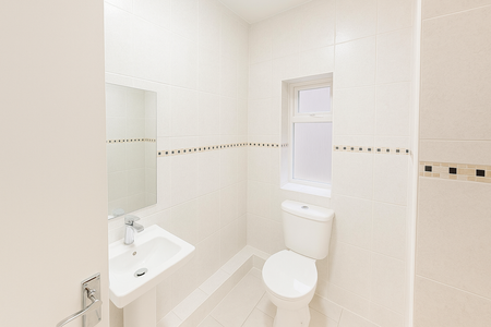 4 bedroom apartment to rent - Photo 2