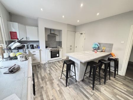 12 Langdale Terrace, Leeds, LS6 3DY - Photo 5