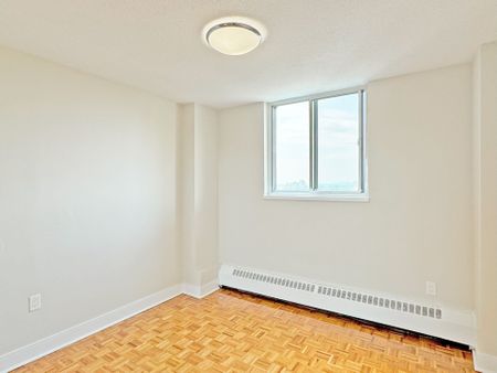 For Lease - 1500 Bathurst Street Unit# 1009, Toronto, Ontario - Photo 4