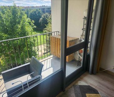 3 pièces - Meublé - 66,61 m² - 3ème étage - Colocation non autorisée - Photo 1