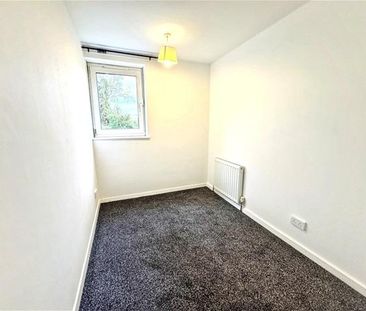 3 bedroom maisonette to rent - Photo 4
