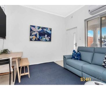 Fully Furnished - Photo 2