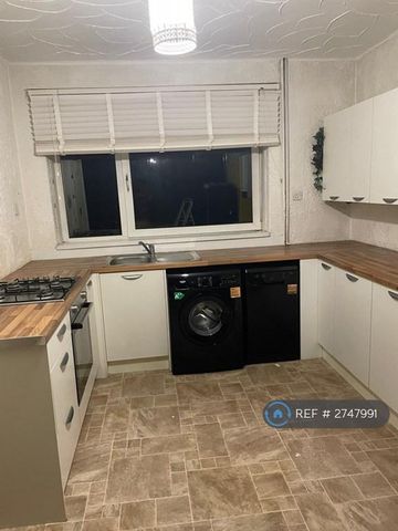 2 bedroom maisonette to rent - Photo 4