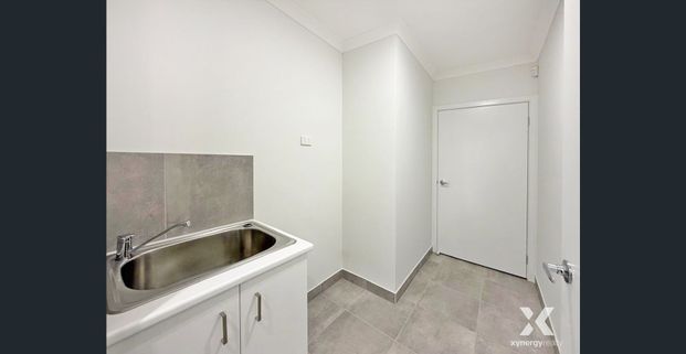 Modern 3-Bedroom Home in Wyndham Vale Prime Location - Photo 1