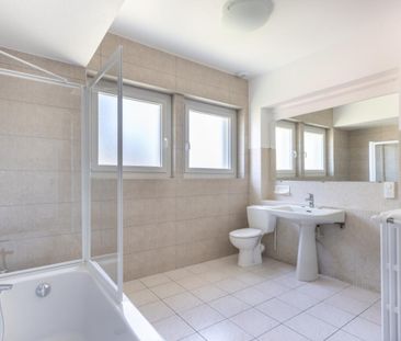 Location Maison 5 pièces 126m² ST JORIOZ 74410 - Photo 3