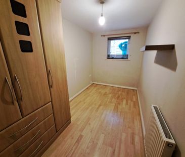 Tarvin Avenue, Heaton Chapel, Stockport, SK4 - Photo 2