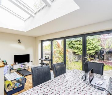 4 bedroom detached house to rent - Photo 4