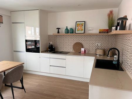 Carrer de Carles Ros, Valencia, Valencian Community 46011 - Photo 5