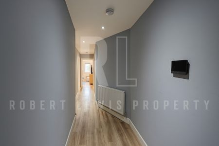 Stylish One-Bedroom Flat in Central – High Barnet EN5 5TT - Photo 4