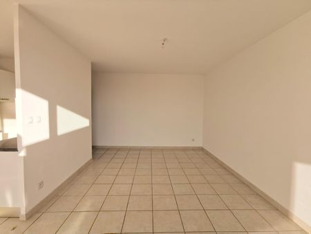 « AVIGNON EM - APPARTEMENT T4 AVEC TERRASSE ET PARKING » - Photo 2