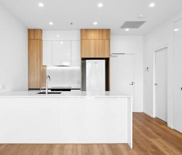 Modern and spacious one bedroom unit in Prime location - Photo 4