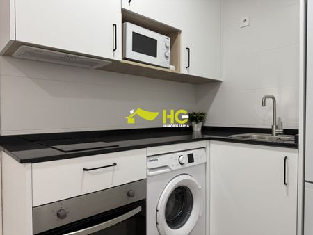 Alquiler Estudio en Urbanización - El Bosque, Villaviciosa De Odón - Photo 3