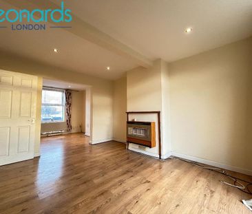 3 bedroom terraced house to rent - Photo 2