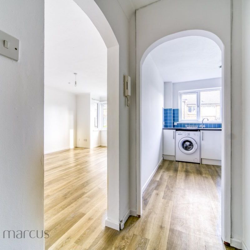 Milford Mews - Photo 1
