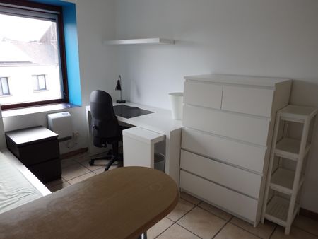 Residentie Cathy VI - kamer 12 - enkel studenten - Sint-Lie­venspoort­straat 15 - Foto 2
